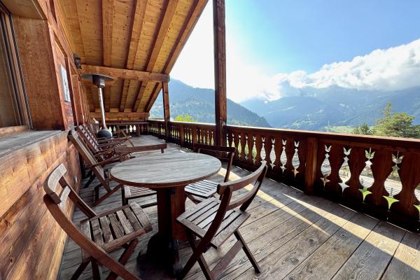 Verbier penthouse duplex with jacuzzi and sauna 